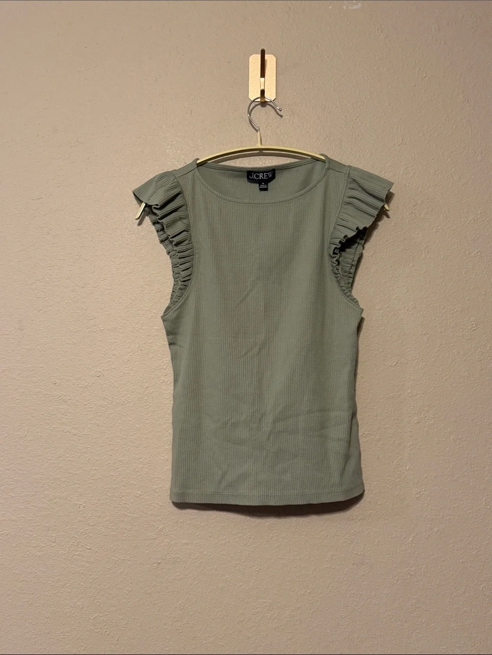 J.Crew Vintage Rib Ruffle Boatneck Tank Top Pale Surplus Green Size‎ Small